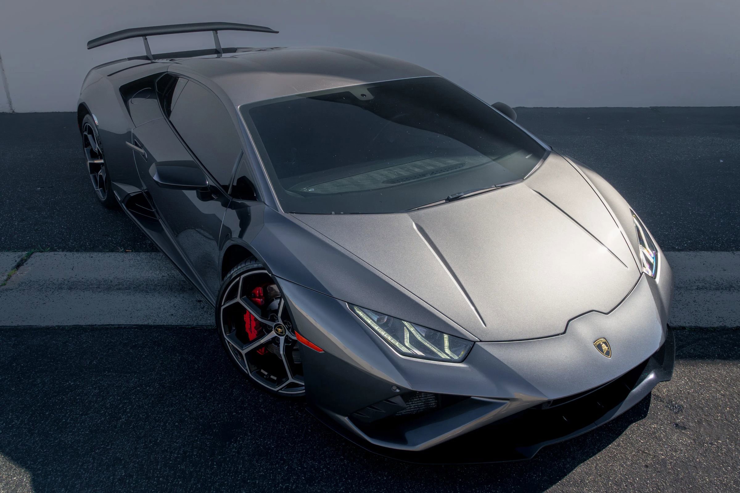 Used 2021 Lamborghini Huracan EVO image 4