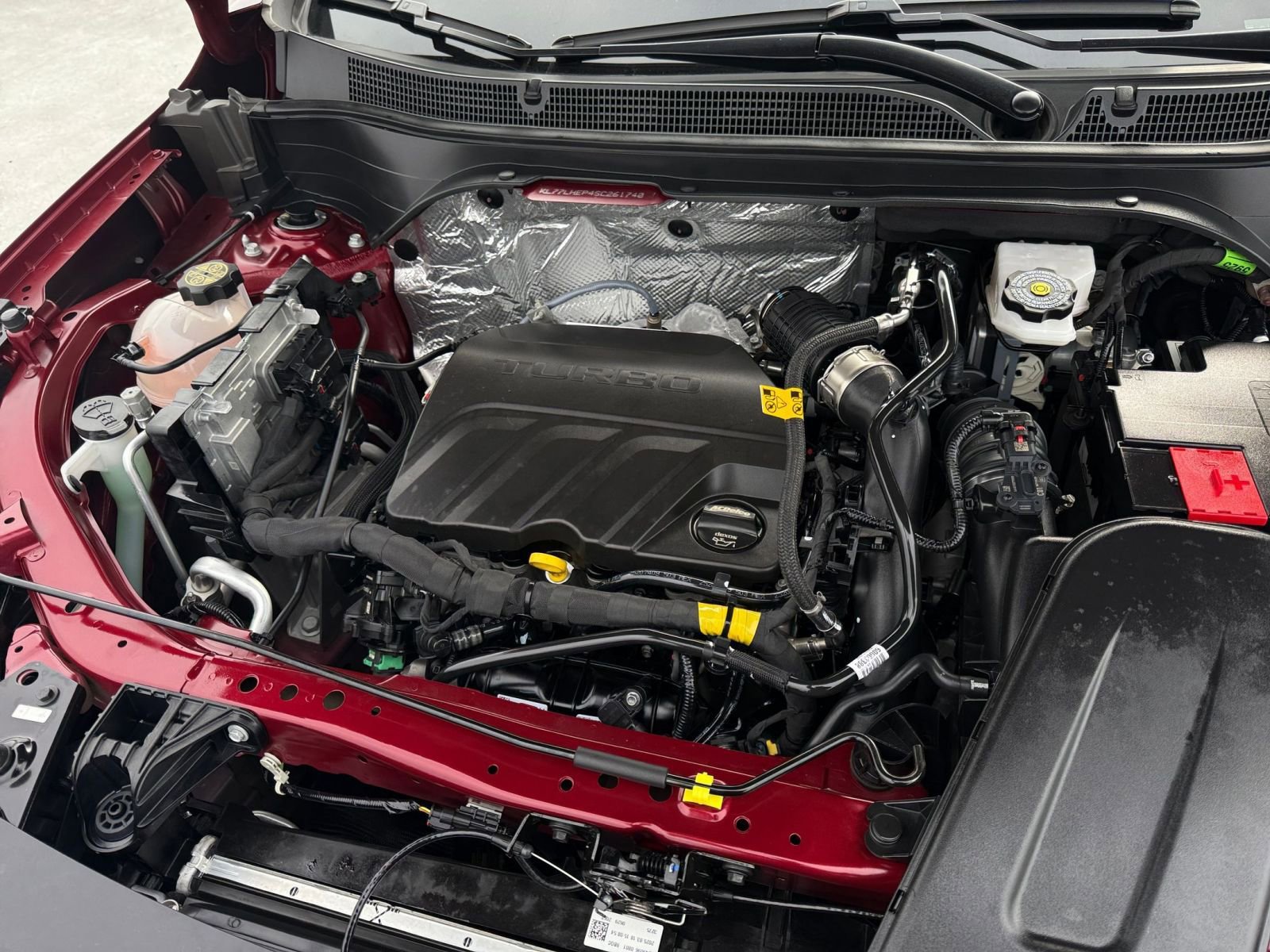 Used 2025 Chevrolet Trax LT w/ LT Convenience Package image 32