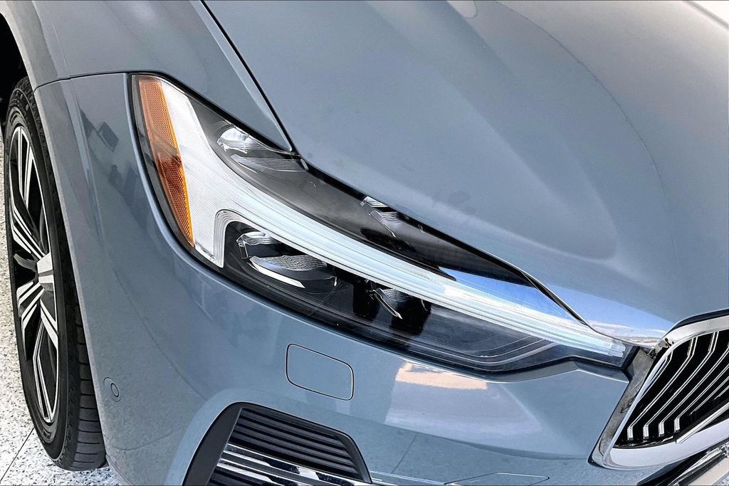 Certified 2023 Volvo XC60 B5 Plus AWD/4WD image 38