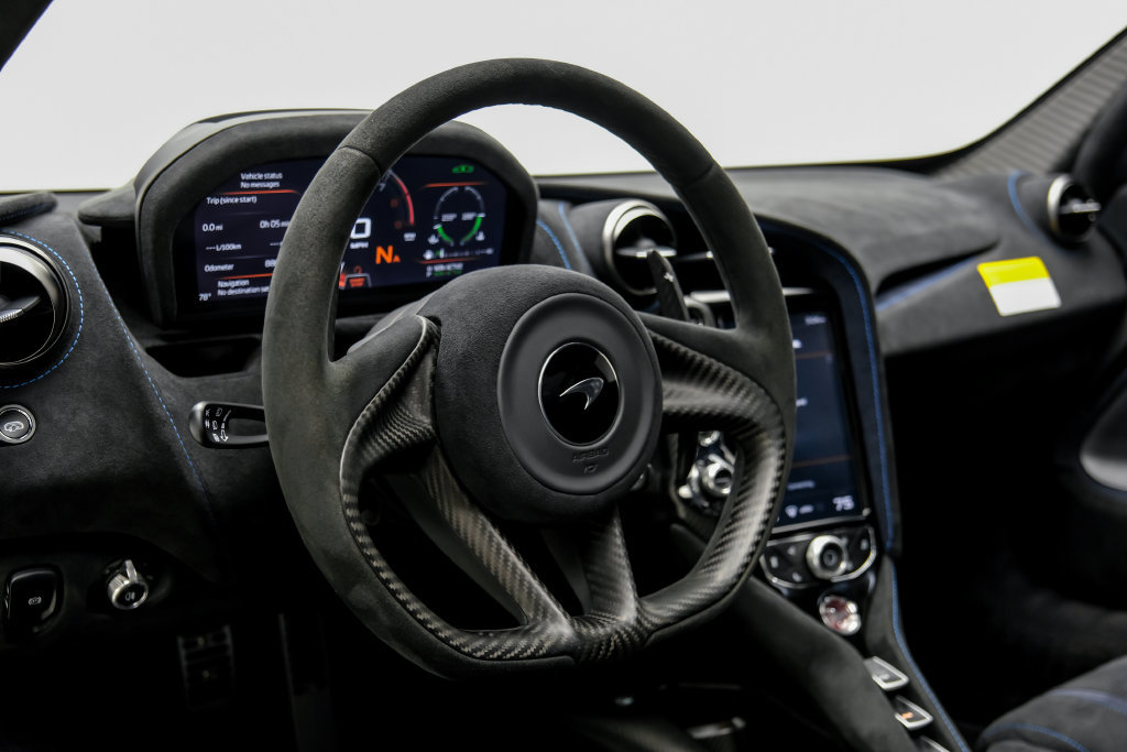 Used 2021 McLaren 765LT RWD image 17