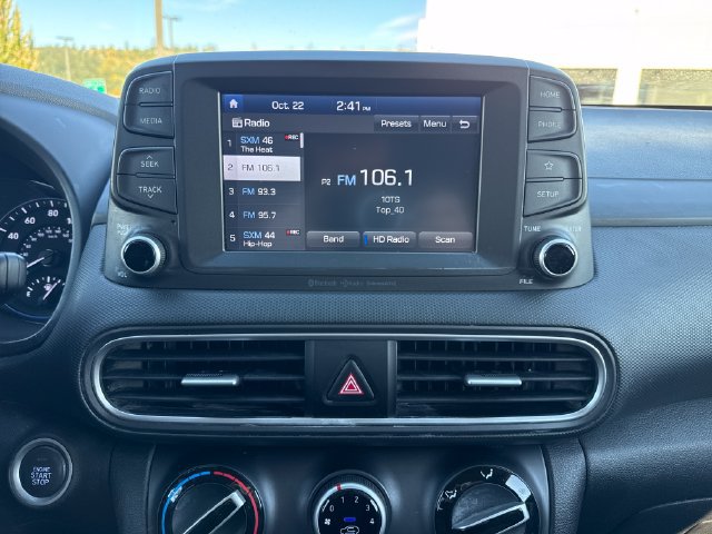 Used 2018 Hyundai Kona SEL AWD/4WD image 25