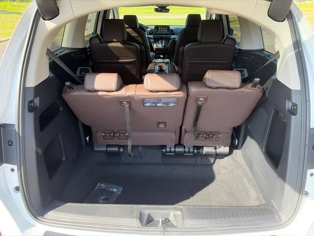 New 2027 Honda Odyssey Touring image 13