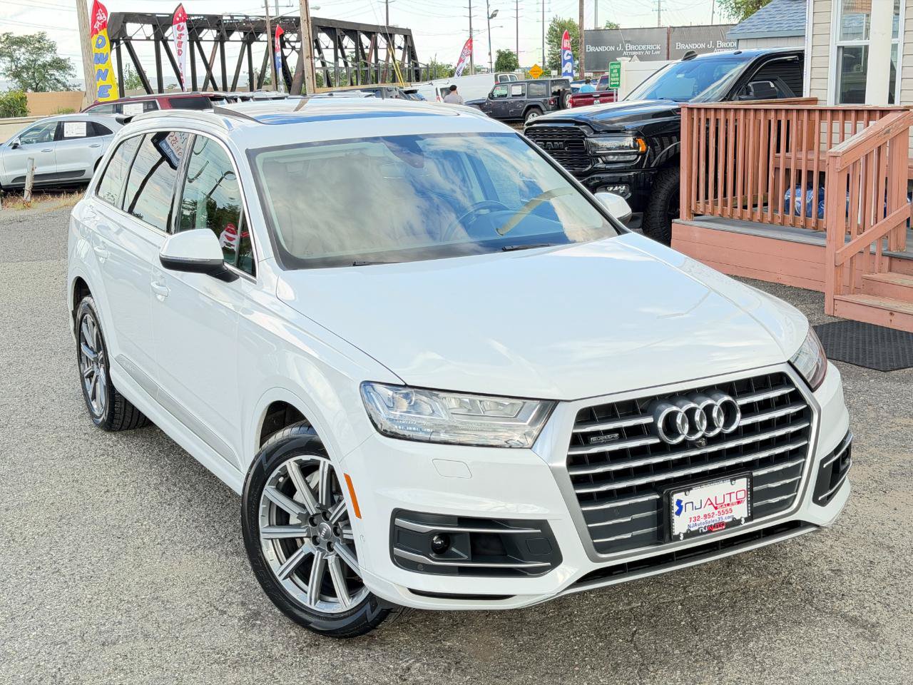 Used 2019 Audi Q7 3.0T Premium Plus w/ Premium Plus Package AWD/4WD image 2
