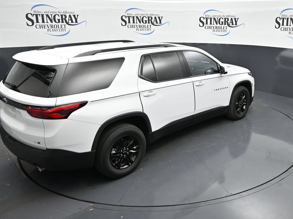 Used 2023 Chevrolet Traverse LT FWD image 24