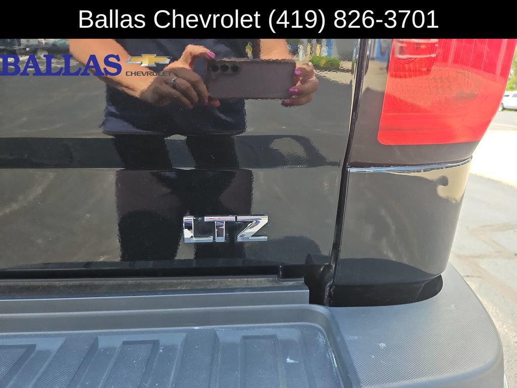 Used 2017 Chevrolet Silverado 2500 LTZ w/ Duramax Plus Package AWD/4WD image 32