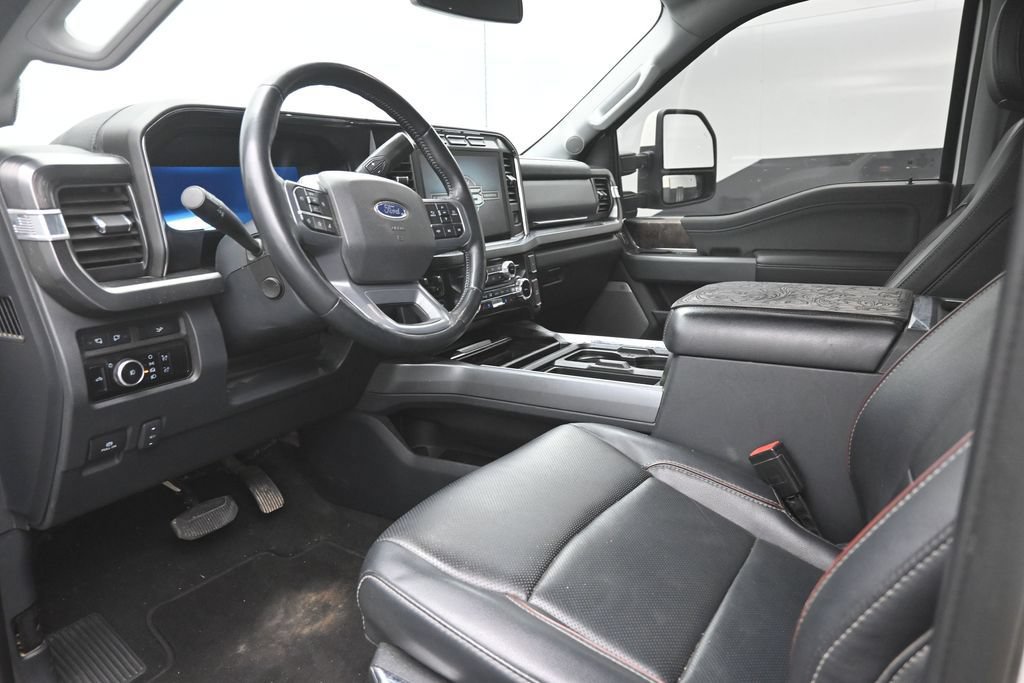 Used 2023 Ford F350 Lariat w/ Sport Appearance Package AWD/4WD image 19