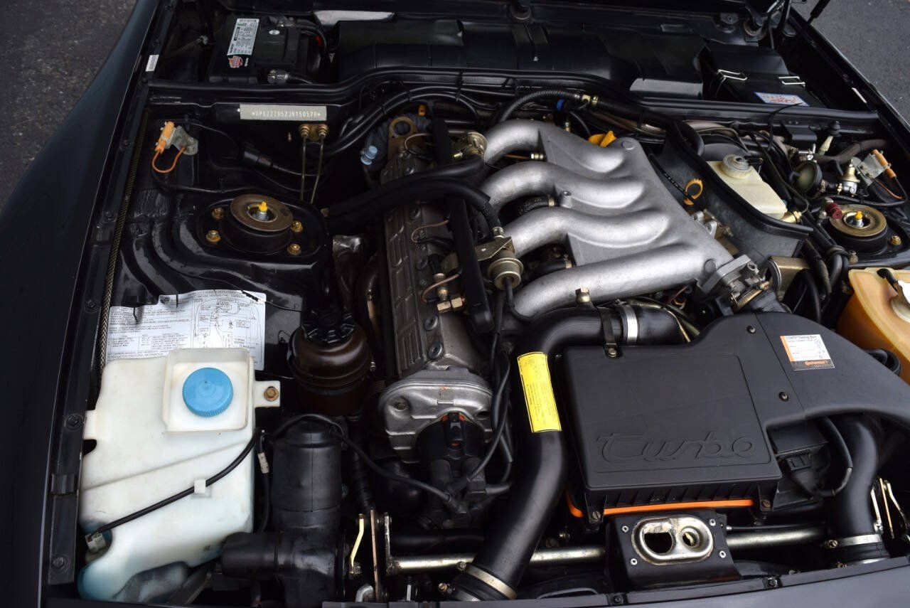 Used 1988 Porsche 944 Turbo RWD image 79