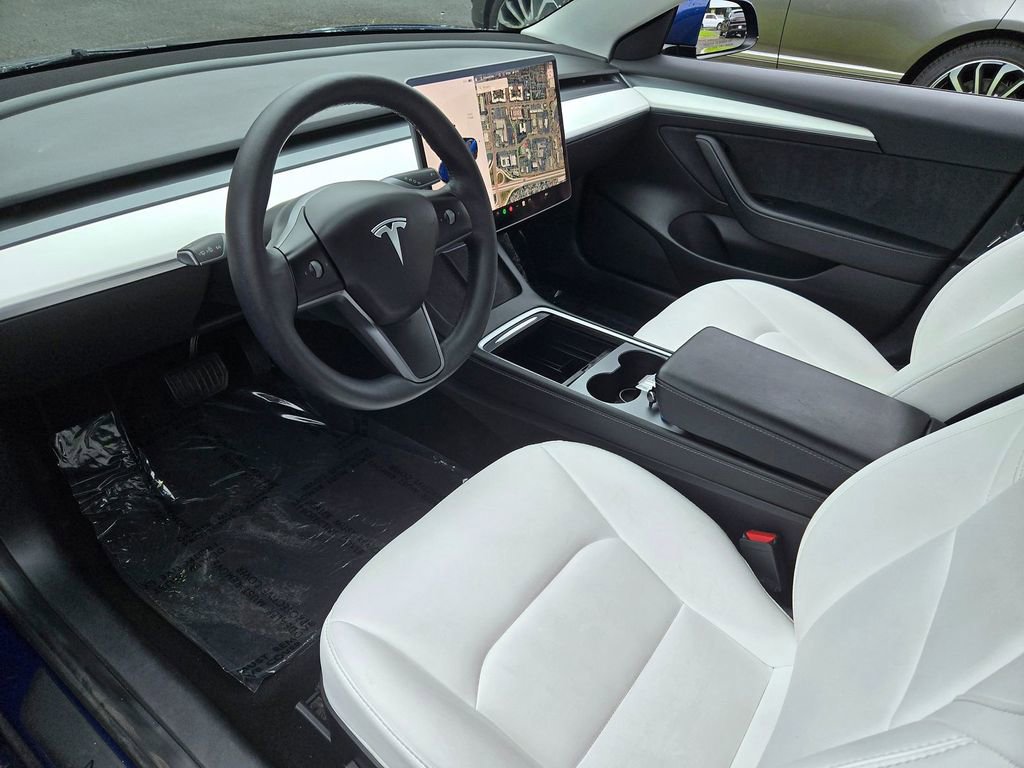 Used 2022 Tesla Model 3 Long Range AWD/4WD image 9