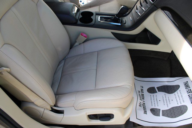 Used 2018 Lincoln MKT AWD w/ Technology Package image 11