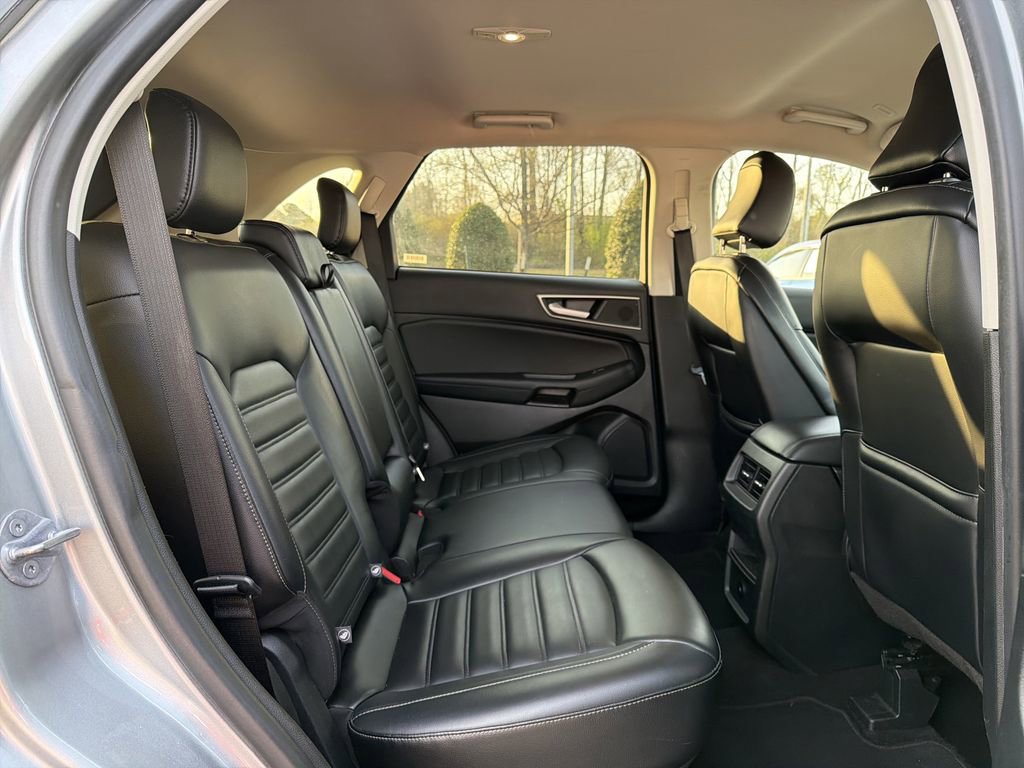 Used 2024 Ford Edge SEL AWD/4WD image 15