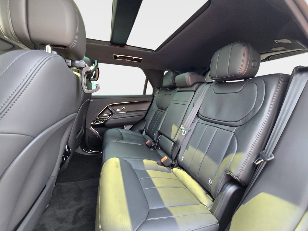 New 2026 Land Rover Range Rover Sport Dynamic SE AWD/4WD image 14