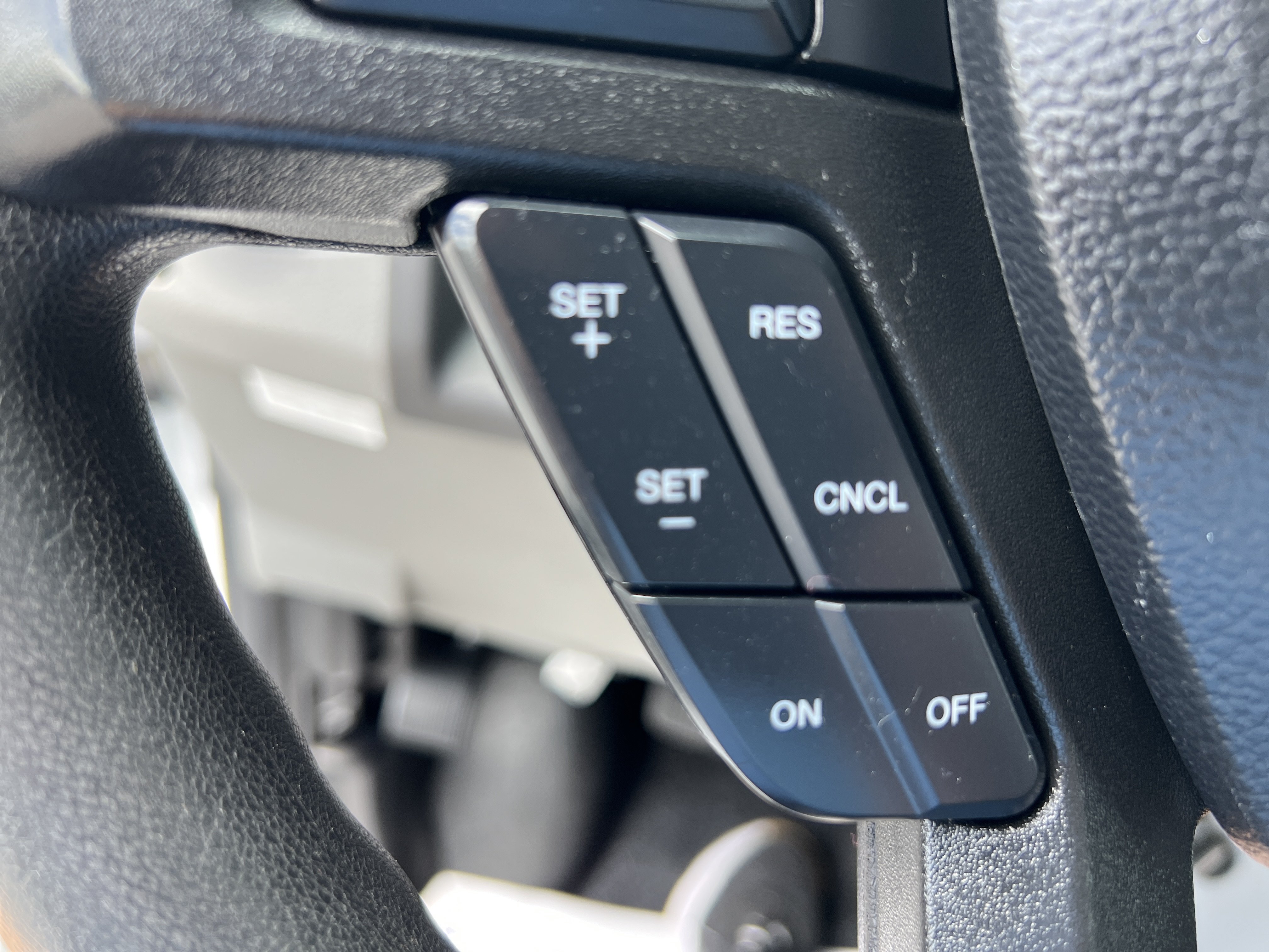 Used 2023 Ford E-350 and Econoline 350 Super Duty w/ Power Windows & Locks Group RWD image 25