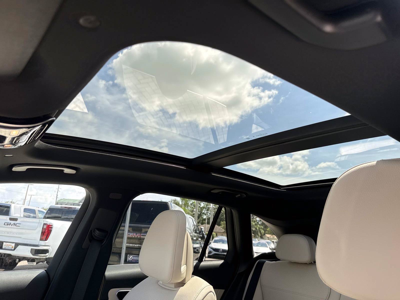 New 2027 Mercedes-Benz GLC 300 image 24