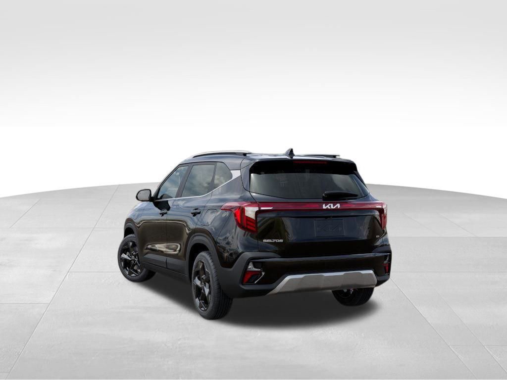 New 2026 Kia Seltos EX image 4