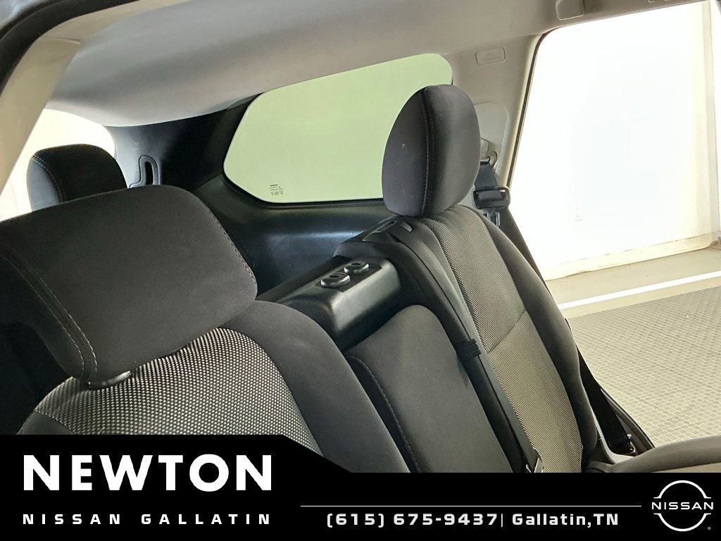 Used 2018 Nissan Pathfinder S FWD image 17