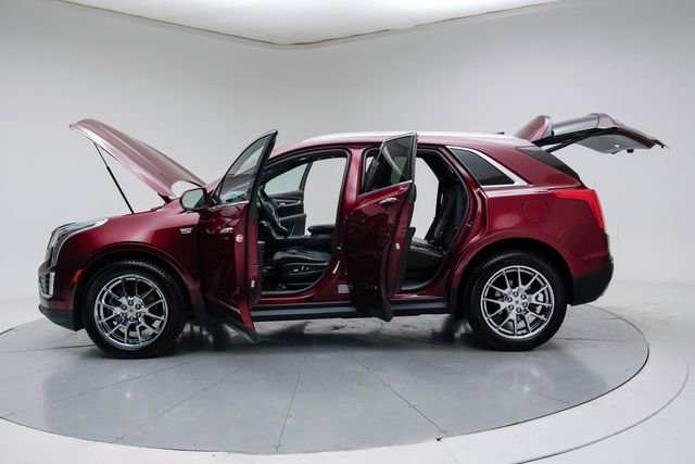 Used 2017 Cadillac XT5 Platinum w/ Driver Assist Package image 18