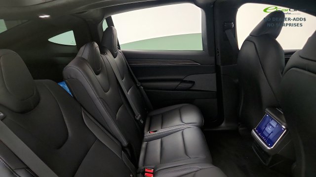 Used 2024 Tesla Model X AWD/4WD image 38