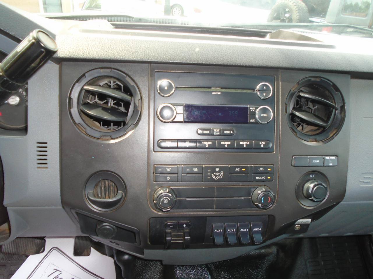 Used 2016 Ford F550 4x4 SuperCab Super Duty image 23