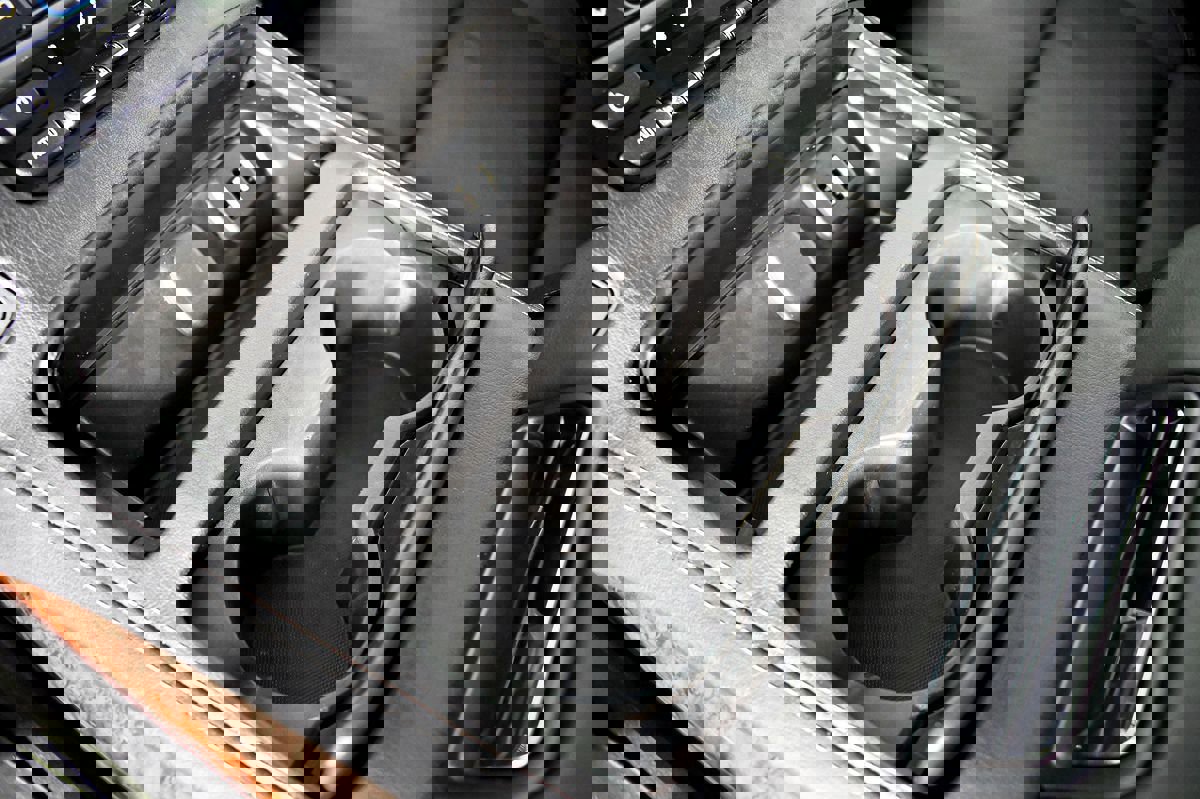 Used 2016 Chevrolet Suburban LTZ image 43