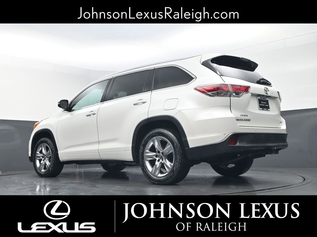 Used 2016 Toyota Highlander Limited image 18