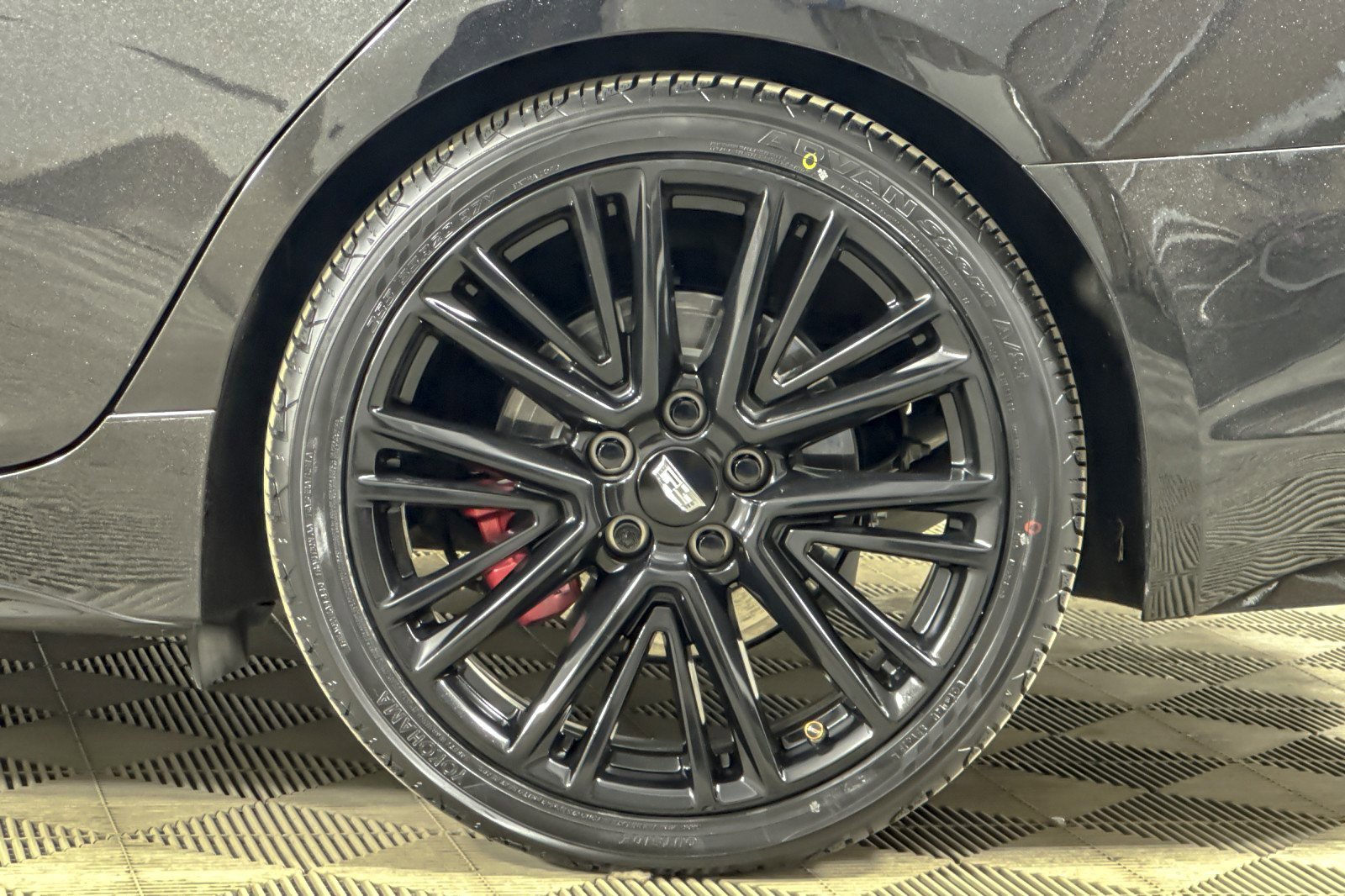 Used 2024 Cadillac CT5 V w/ Platinum Package image 25