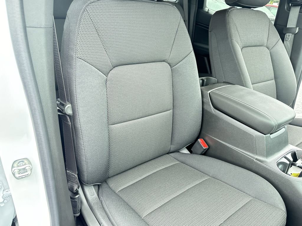 Used 2024 GMC Canyon Elevation image 29