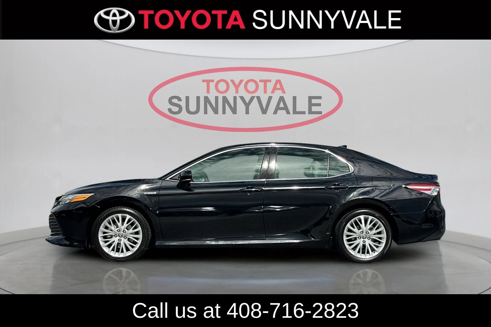 Used 2020 Toyota Camry XLE FWD image 6
