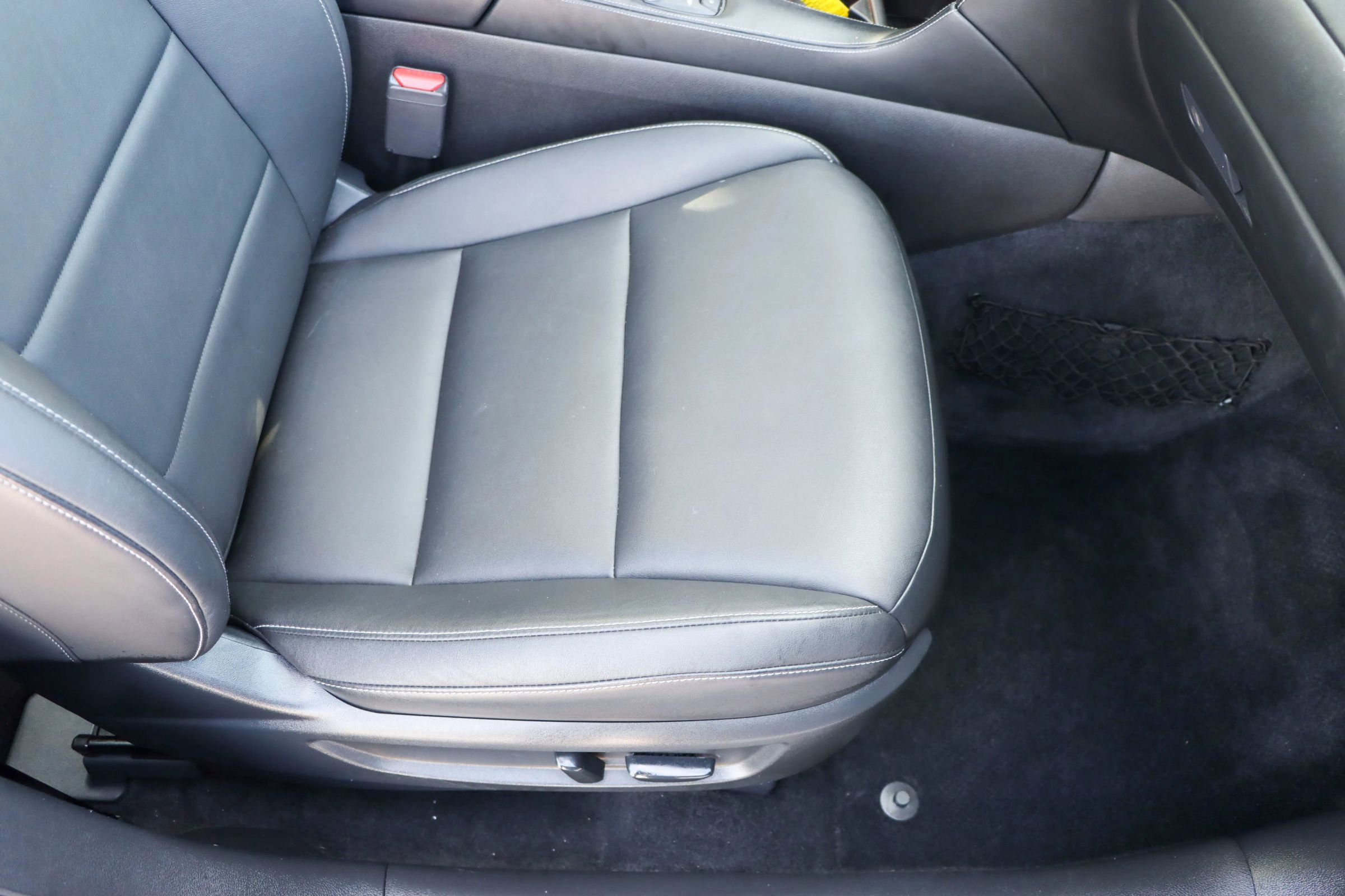 Used 2019 INFINITI QX50 Luxe w/ Protection Package FWD image 22