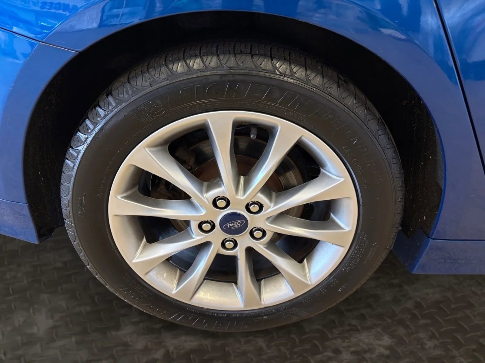 Used 2017 Ford Fusion SE w/ Fusion SE Technology Package image 70