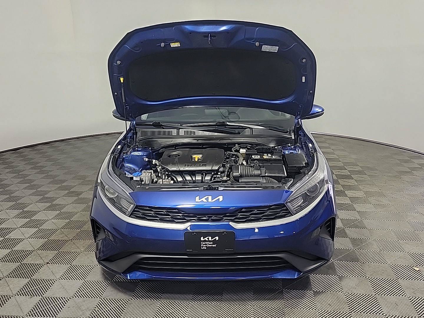 Used 2022 Kia Forte LXS w/ LXS Technology Package FWD image 14