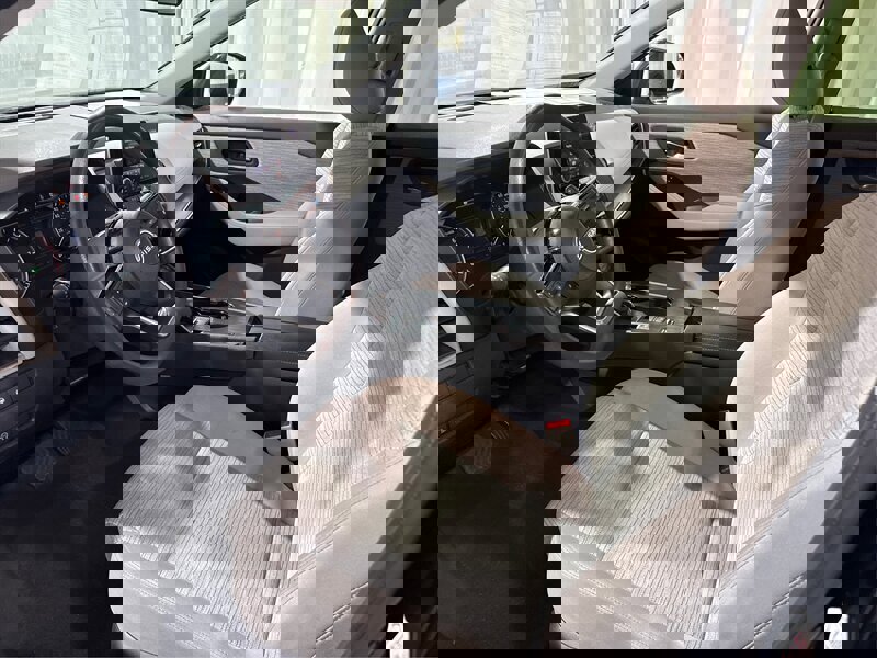 Used 2023 Nissan Rogue SV image 38