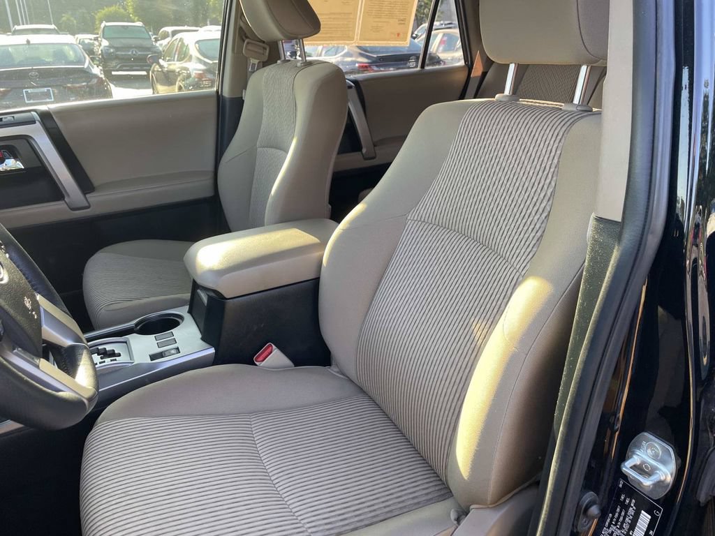 Used 2022 Toyota 4Runner SR5 RWD image 37