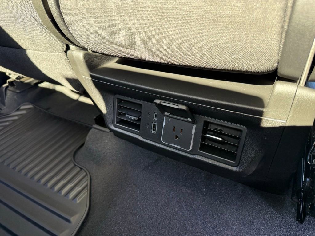 New 2026 GMC Sierra 1500 Elevation image 19