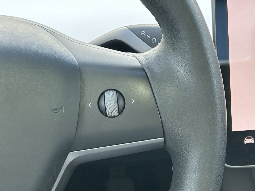 Used 2023 Tesla Model 3 Standard Range RWD image 18
