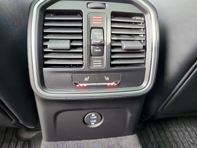 New 2026 Porsche Macan AWD/4WD image 17