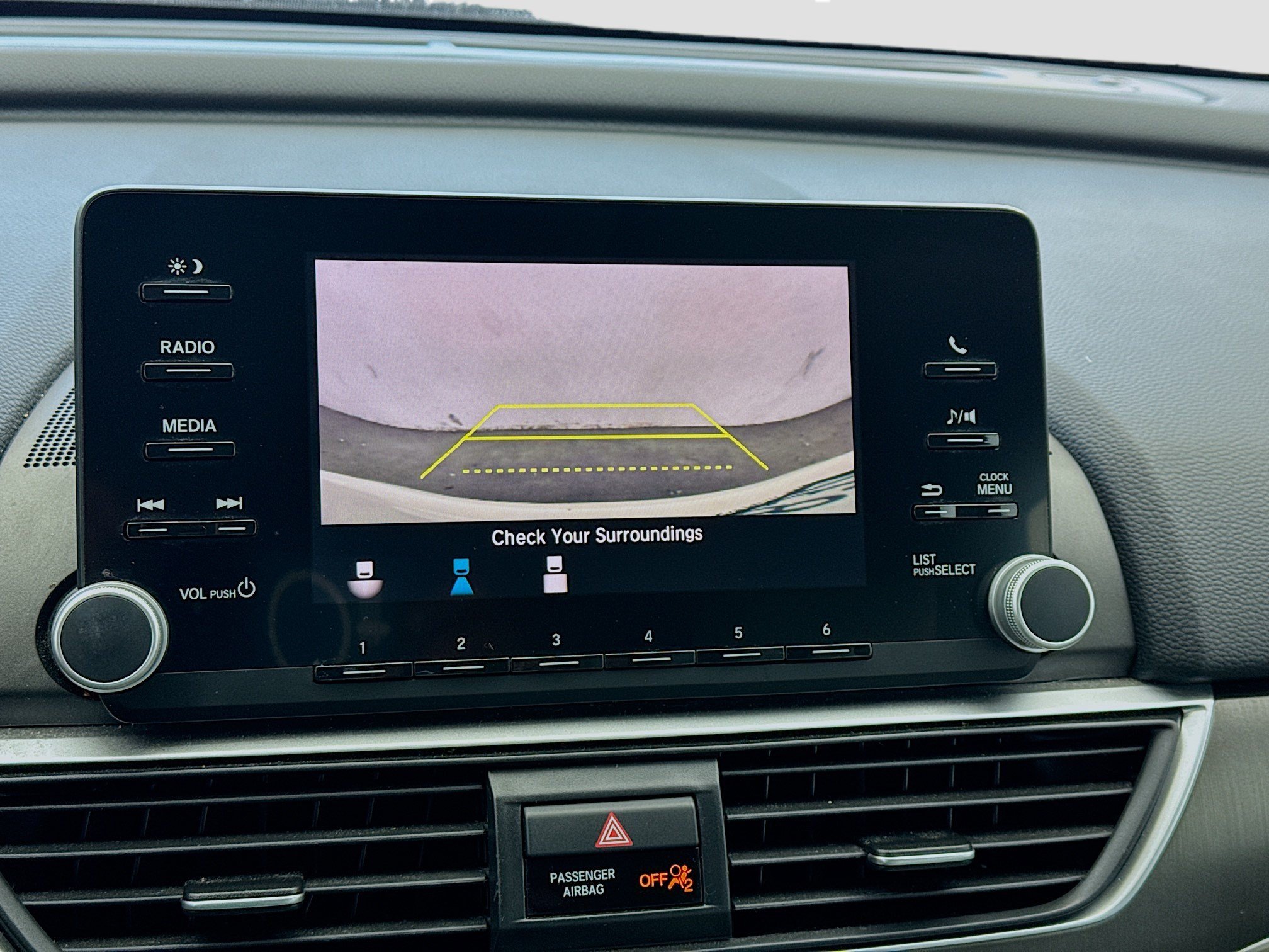Used 2019 Honda Accord LX image 10