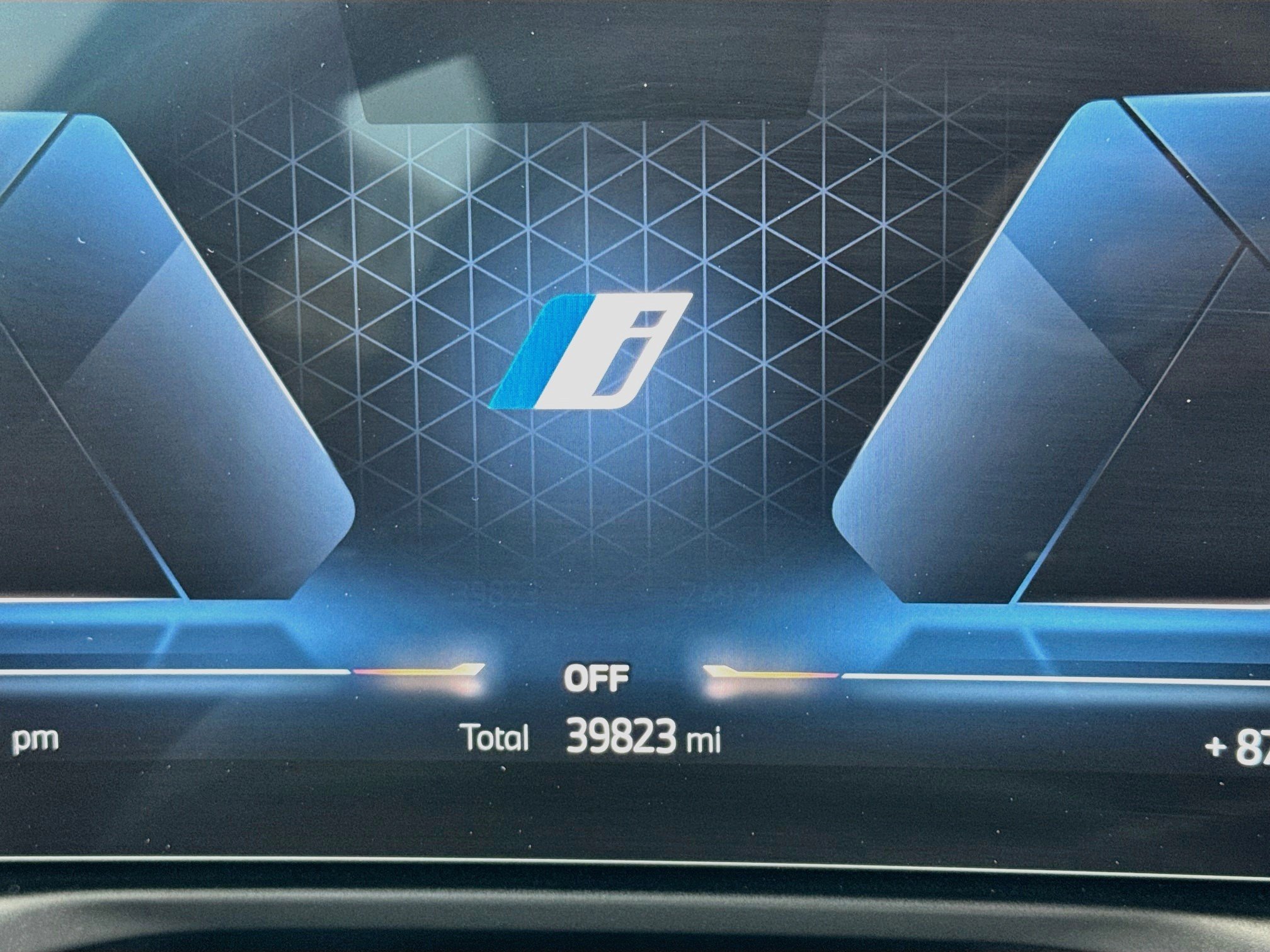 Used 2024 BMW i4 eDrive40 w/ Premium Package RWD image 8