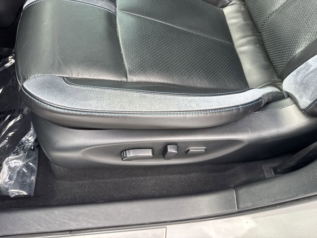 Used 2020 Nissan Leaf SL Plus FWD image 40