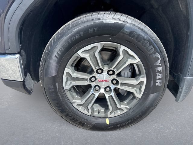 Used 2025 GMC Sierra 1500 SLT AWD/4WD image 10