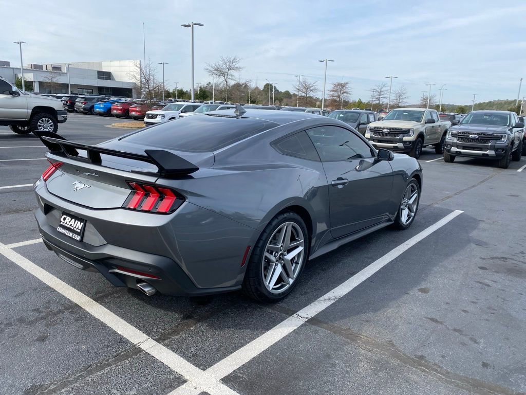 Certified 2024 Ford Mustang Coupe image 6