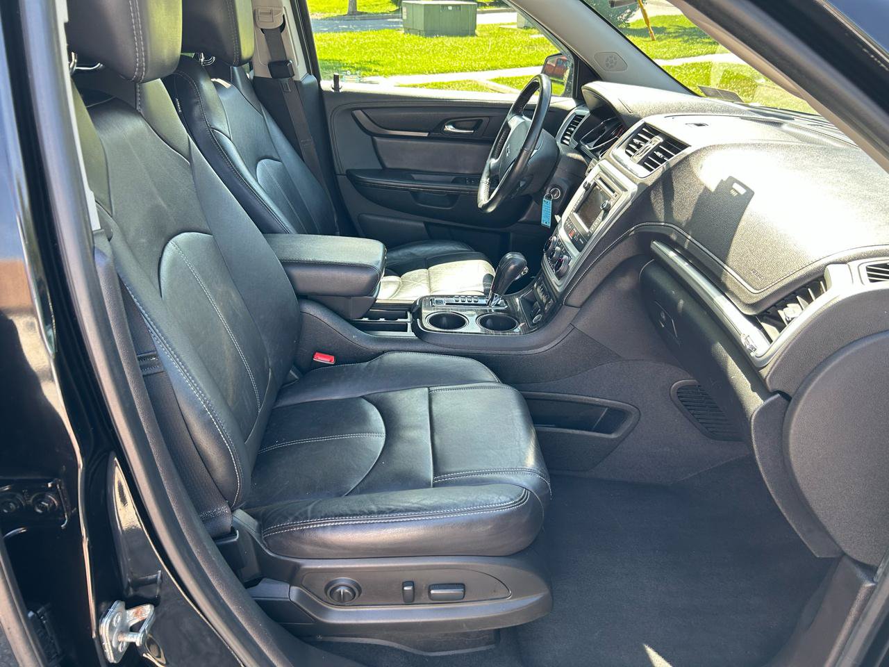 Used 2017 GMC Acadia Limited SLT AWD/4WD image 15