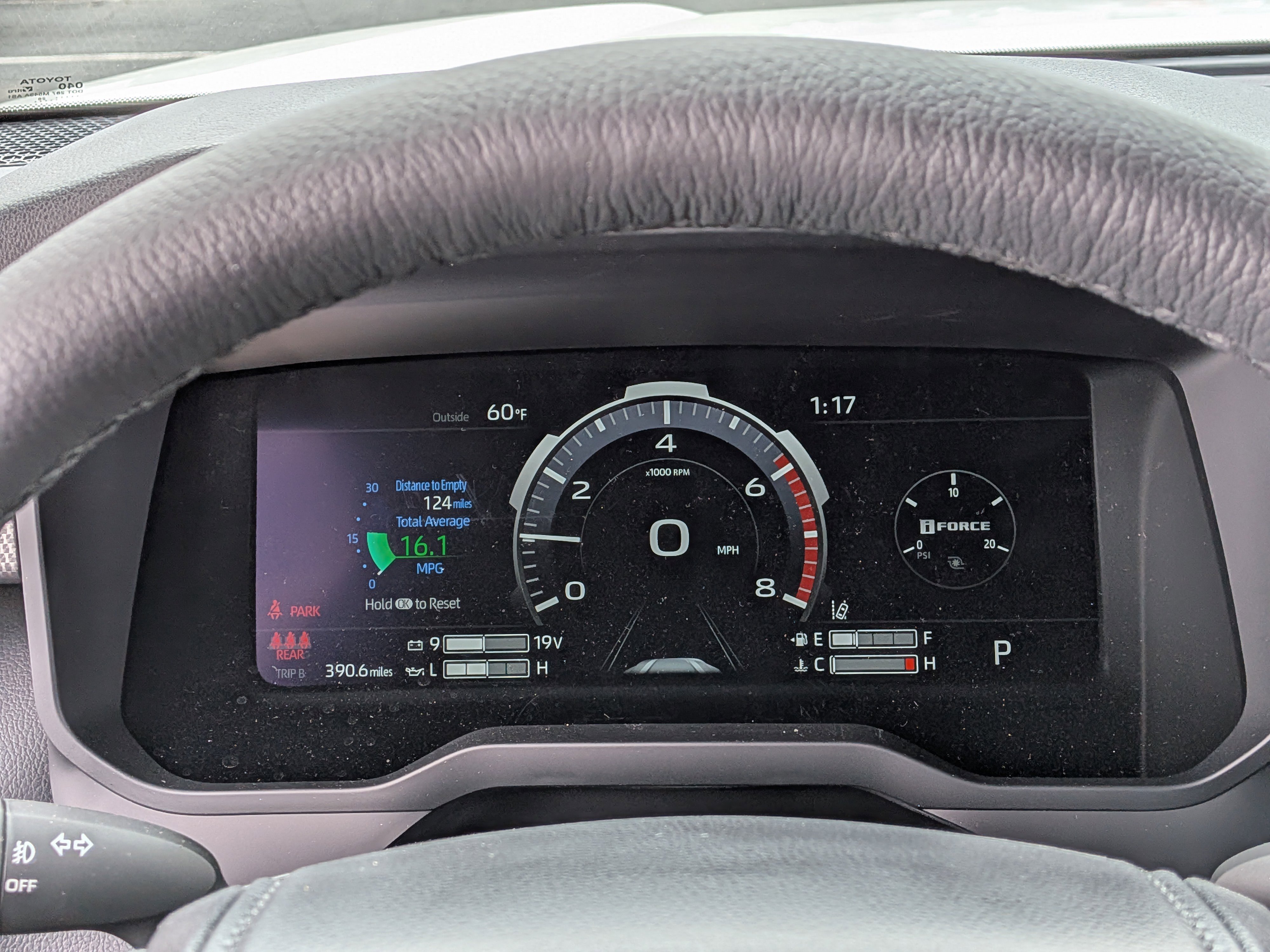 Used 2026 Toyota Tundra Limited AWD/4WD image 36