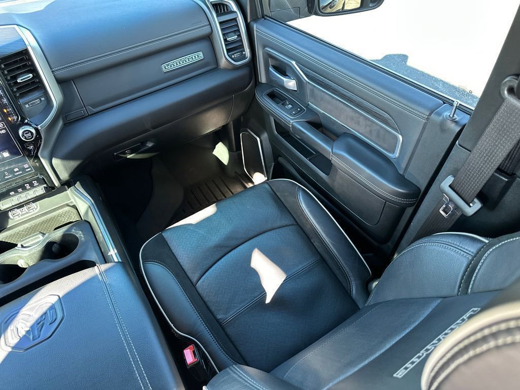 Used 2024 RAM 2500 Laramie w/ Night Edition image 17