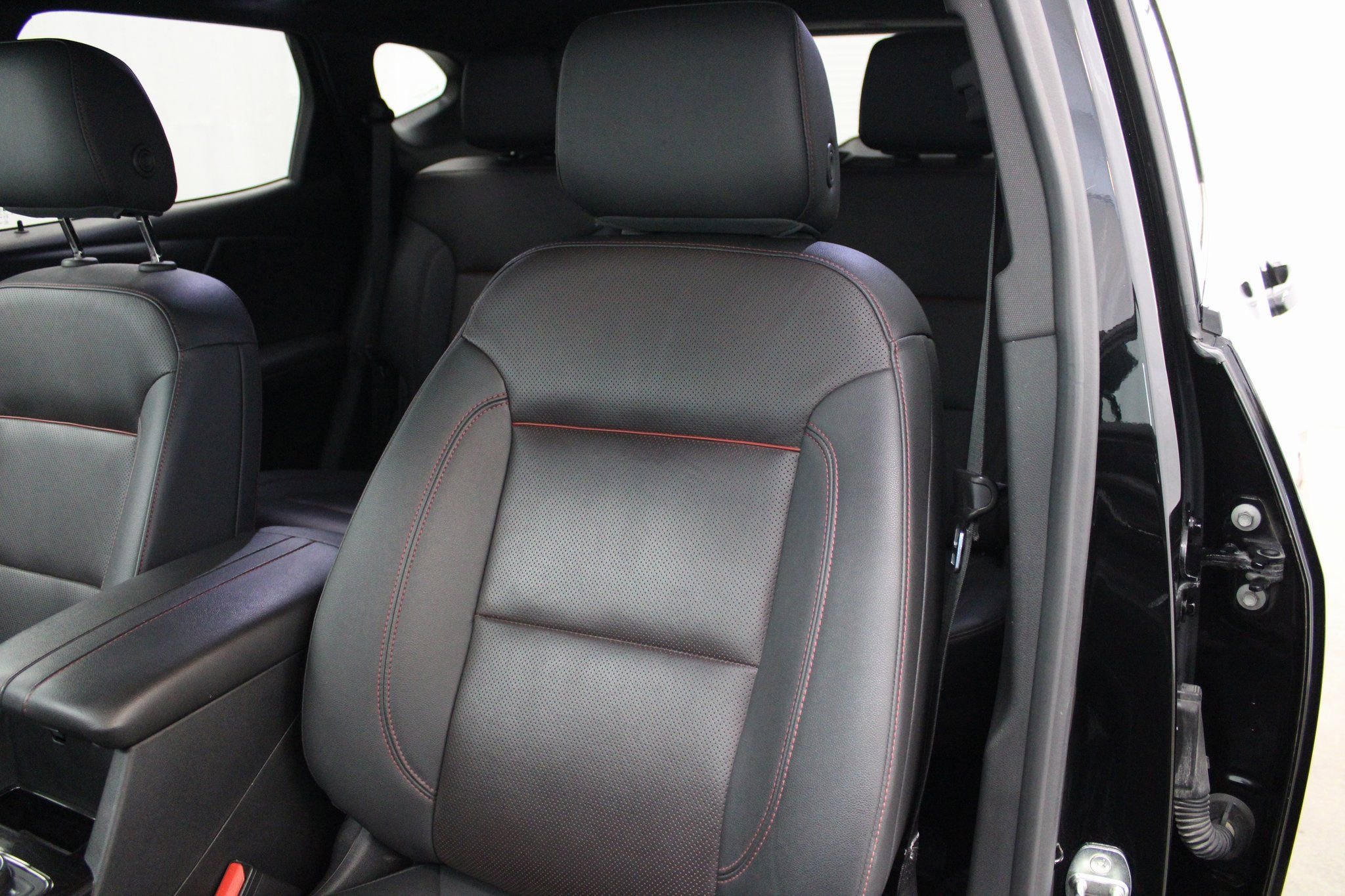 Used 2022 Chevrolet Blazer RS image 20