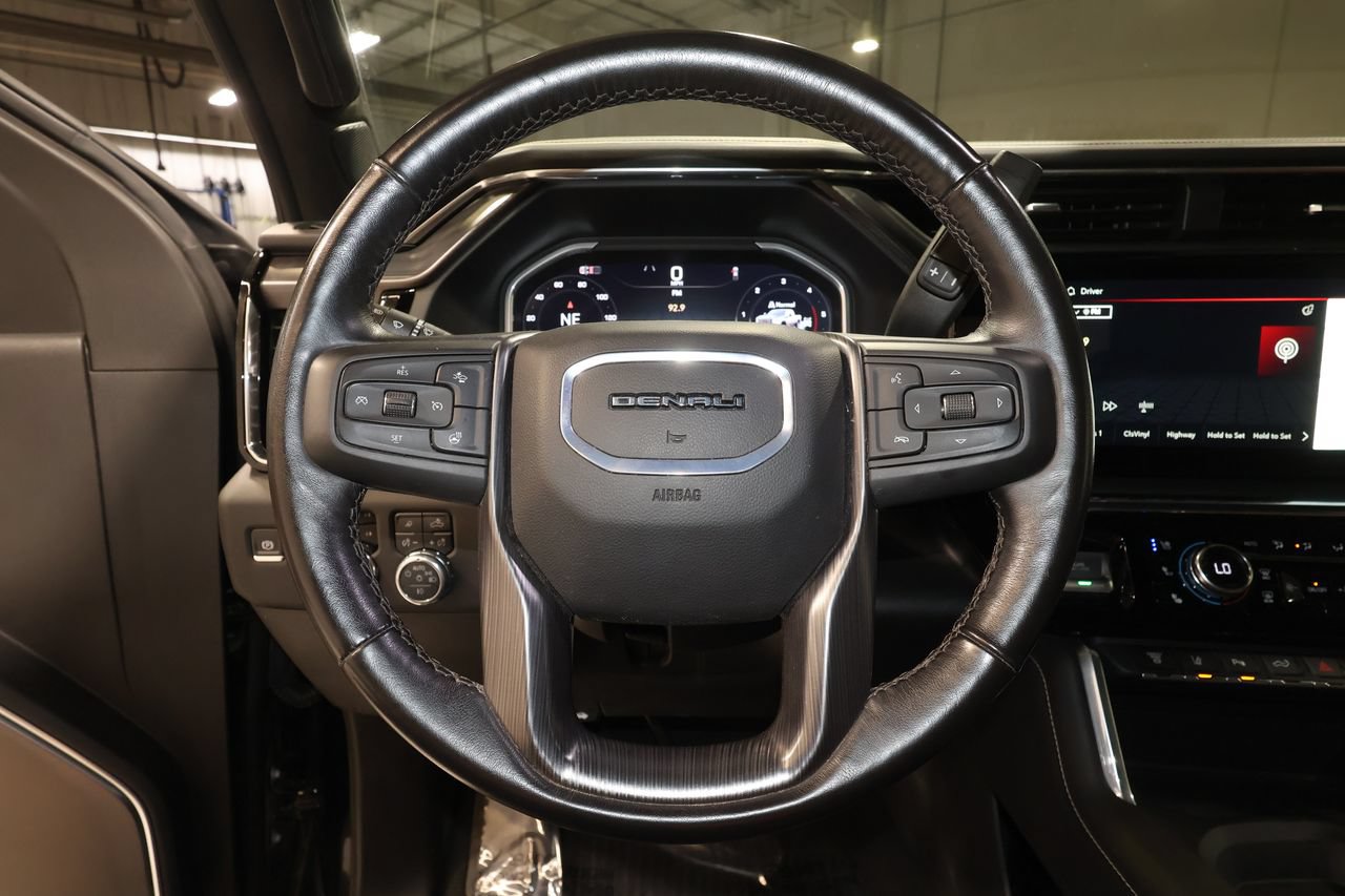 Used 2025 GMC Sierra 3500 Denali Ultimate AWD/4WD image 10