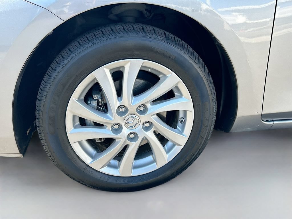 Used 2012 MAZDA MAZDA3 i Touring FWD image 27