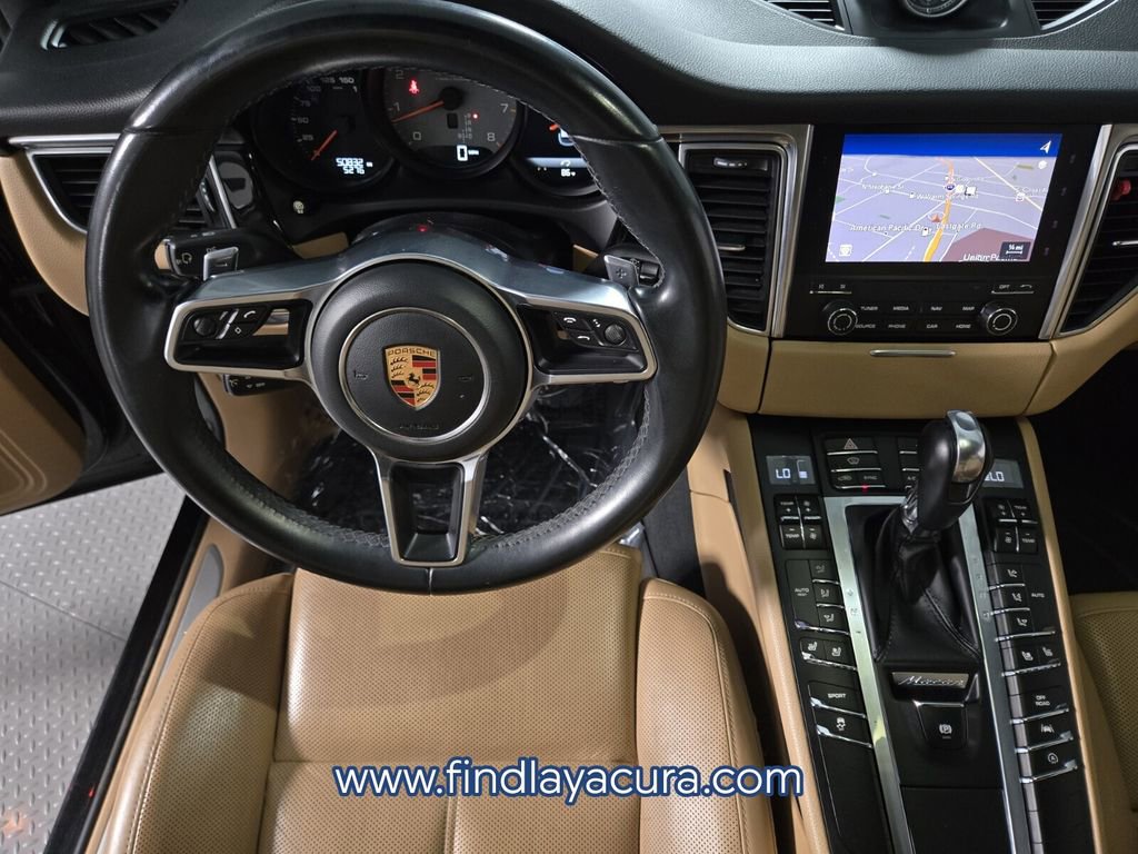 Used 2018 Porsche Macan S image 16