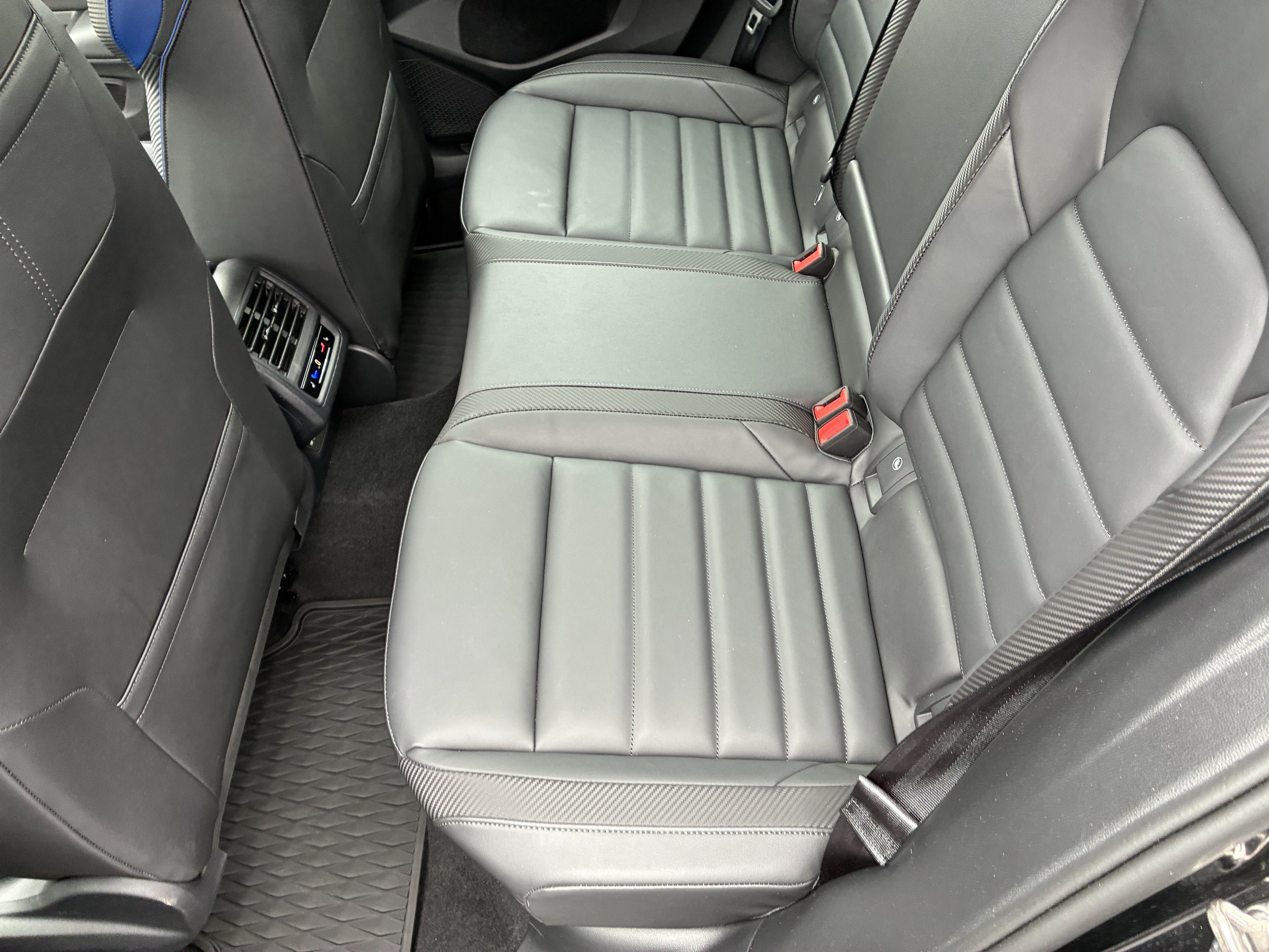 Used 2024 Volkswagen Golf R AWD/4WD image 12