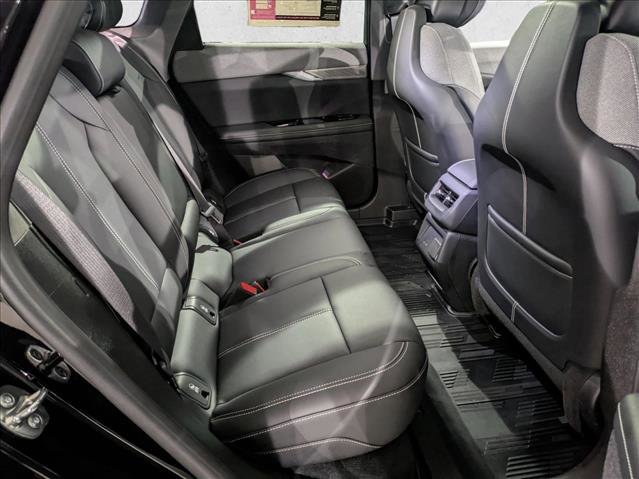 Used 2025 Cadillac Optiq Sport 1 image 25