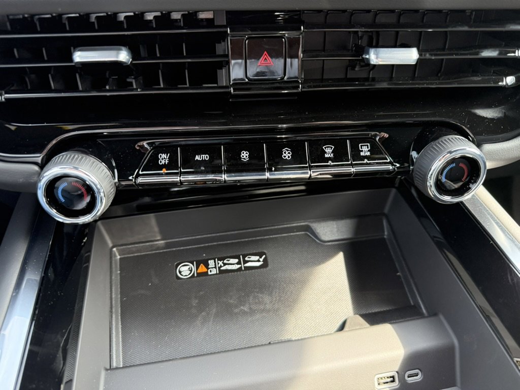 New 2026 Chevrolet Tahoe LT w/ Comfort Package image 18